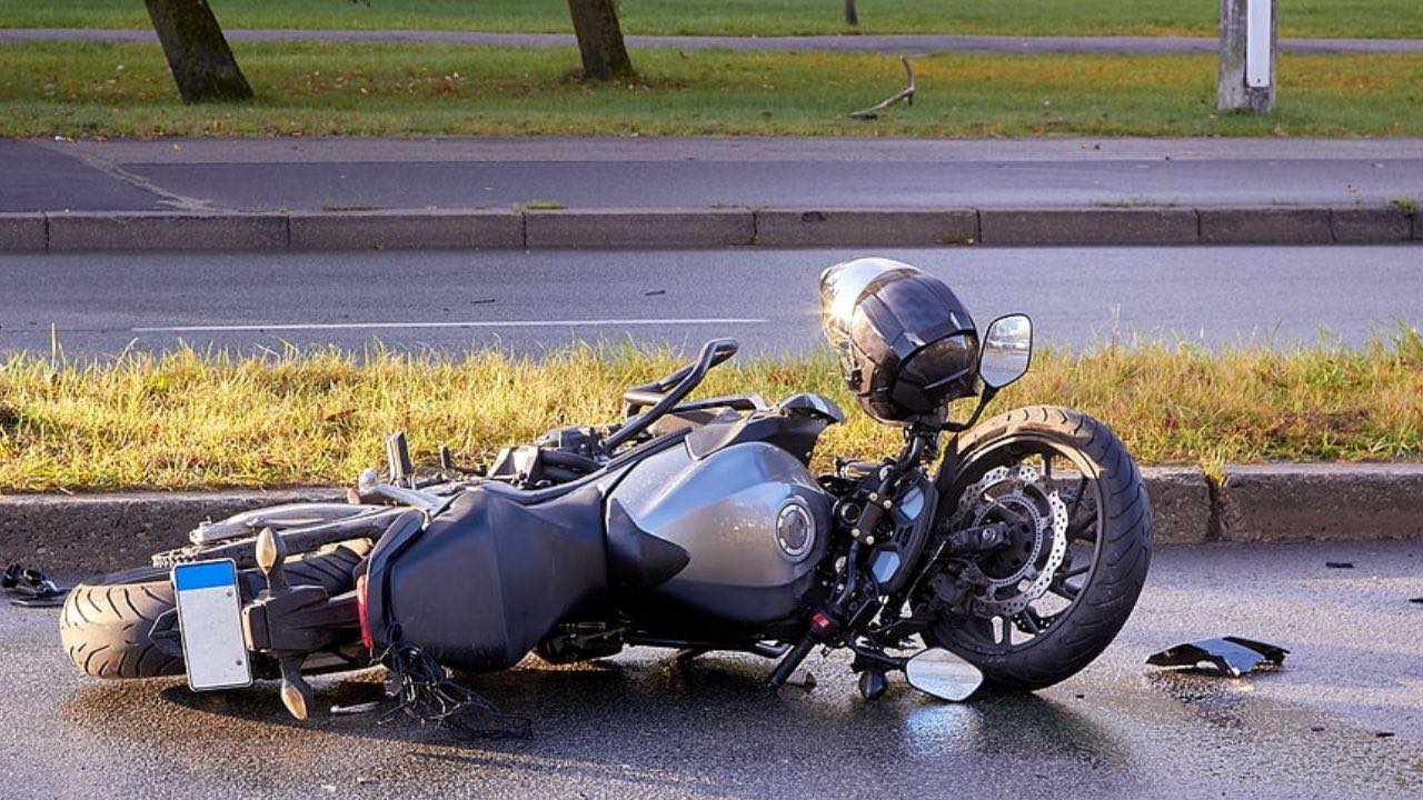 Trágico accidente cobra la vida de motociclista en carretera a Olancho.