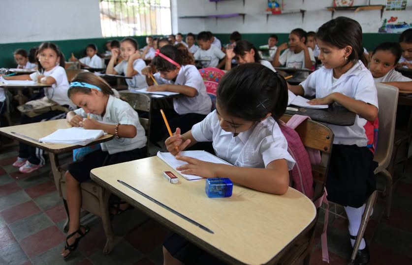 Educación anuncia cierre del año lectivo 2025 para el 28 de noviembre.