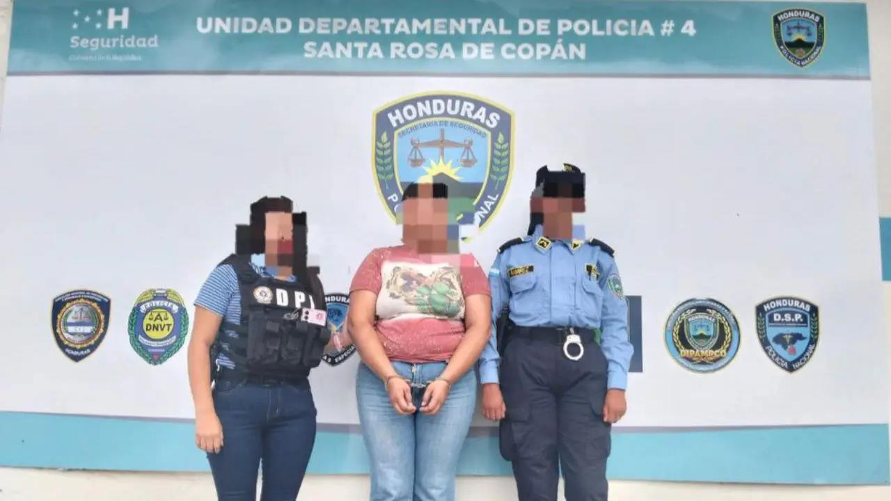 Capturan a mujer que quemó a su madre con líquido corrosivo en Copán.